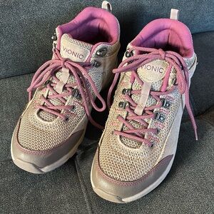 Vionic • Cypress Trail Walker Hiking Boots 7.5